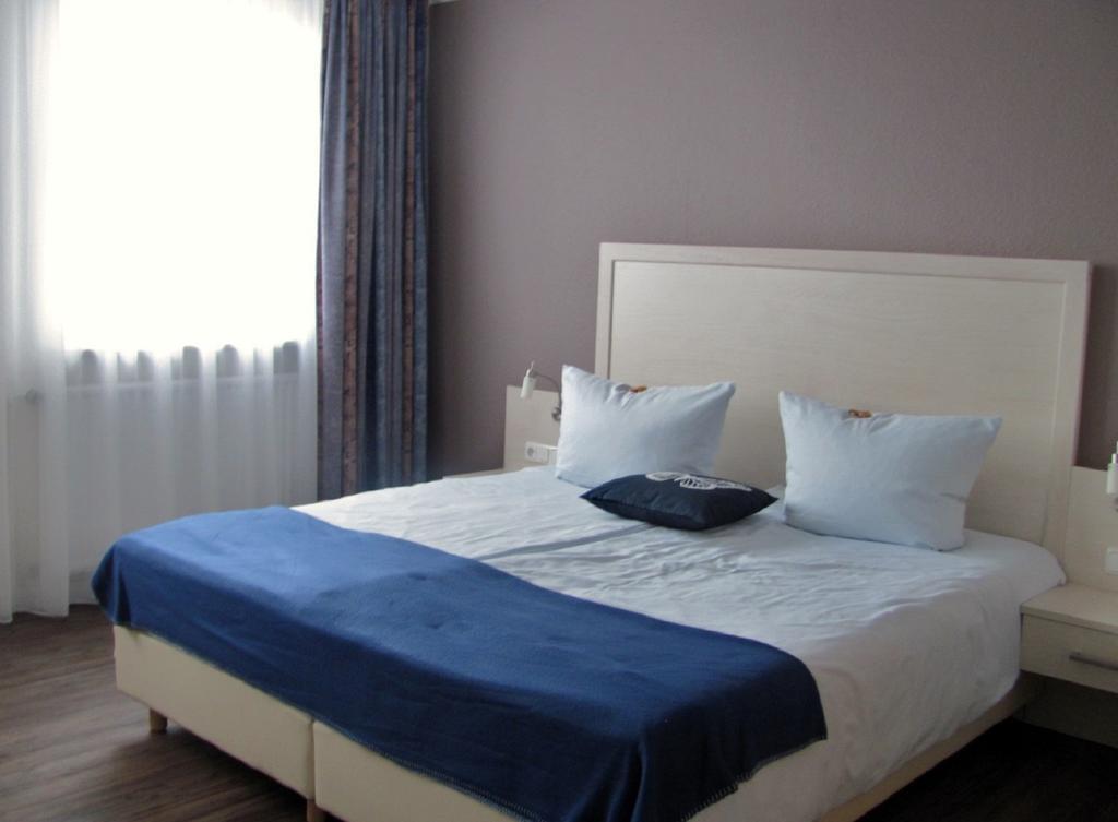 Landhotel Alte Schule - Hotel Garni شيلينغ الغرفة الصورة
