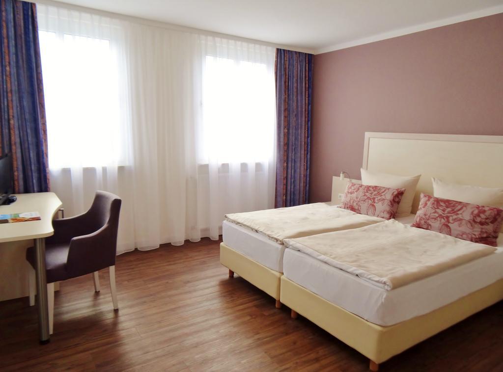 Landhotel Alte Schule - Hotel Garni شيلينغ المظهر الخارجي الصورة