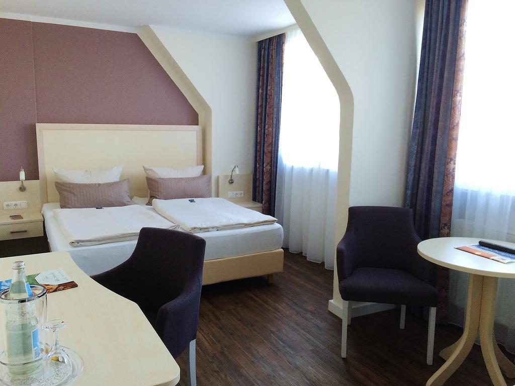 Landhotel Alte Schule - Hotel Garni شيلينغ المظهر الخارجي الصورة